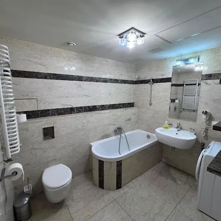 2-room Next To Galeria Dominikanska Krawiecka 3 Βρότσλαβ